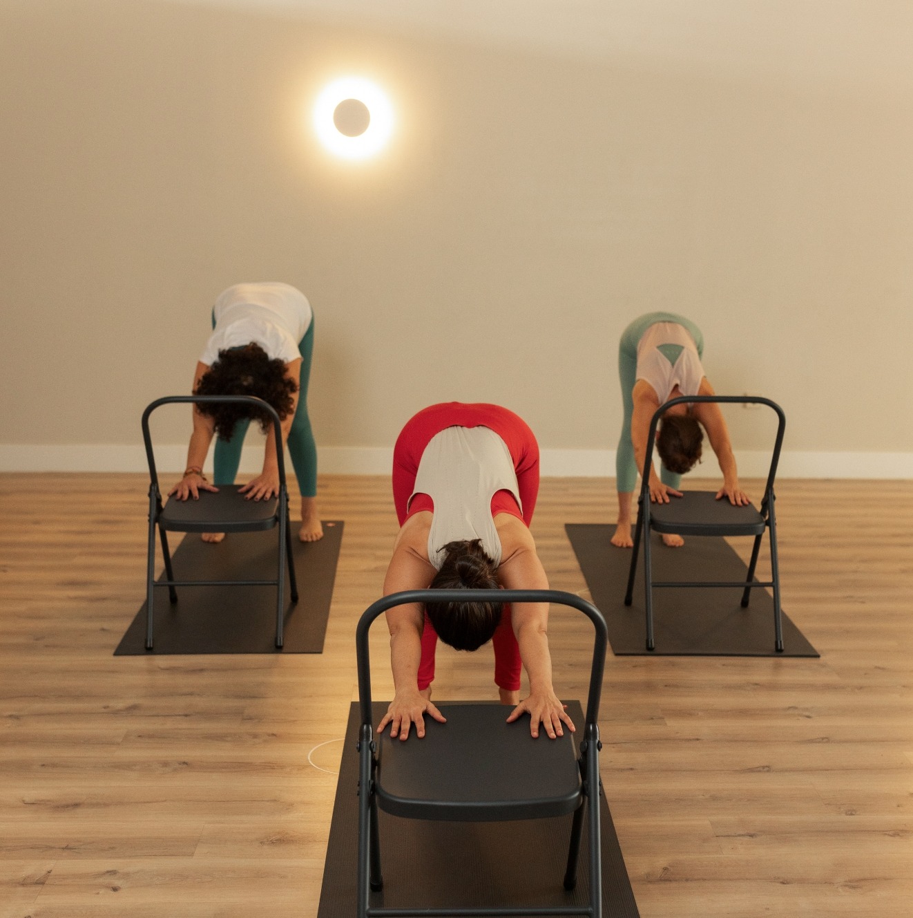 Hatha Restaurativo - YouSoloYoga